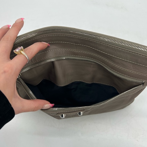 Balenciaga Pouch - Picture 10 of 11